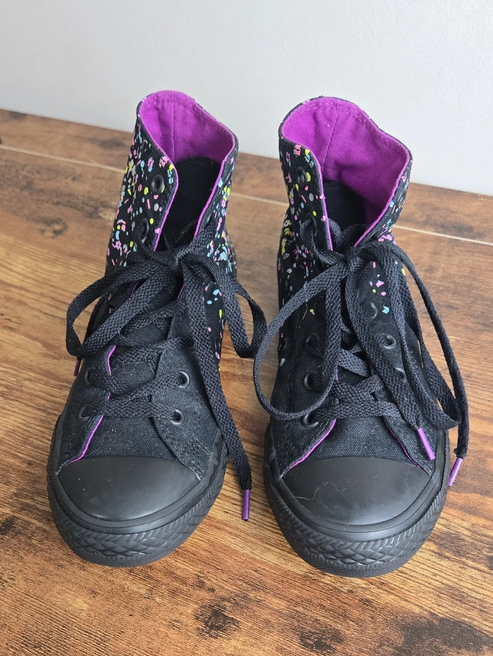 Converse Kid's Chuck Taylor All Star Black High-Top Confetti Print Sneakers Sz 4